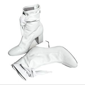 SCHUTZ Sz8 White Ankle bootie Price Firm